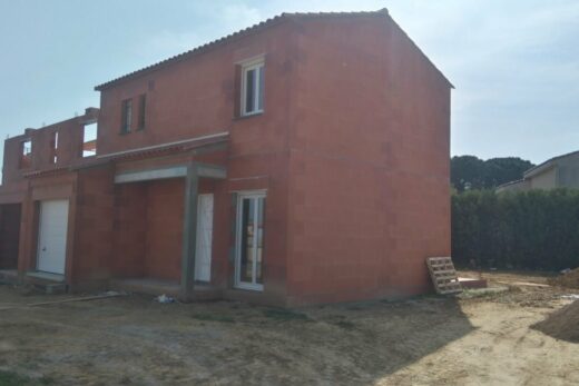 GROS OEUVRE  VILLA ETAGE 80 M² EN 2 FACES