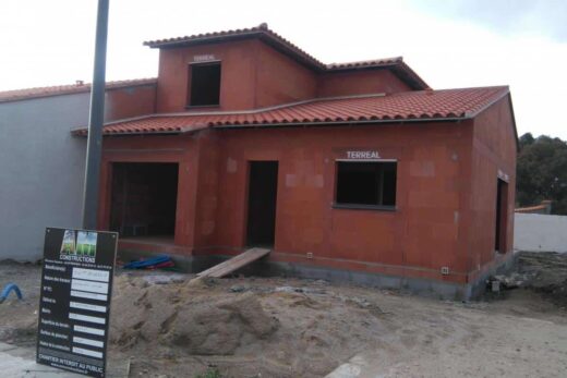 TERRAIN + GROS OEUVRE ETAGE 80 M²