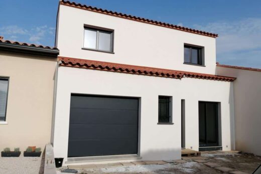 VILLA  PROCHE DE PERPIGNAN A PONTEILLA